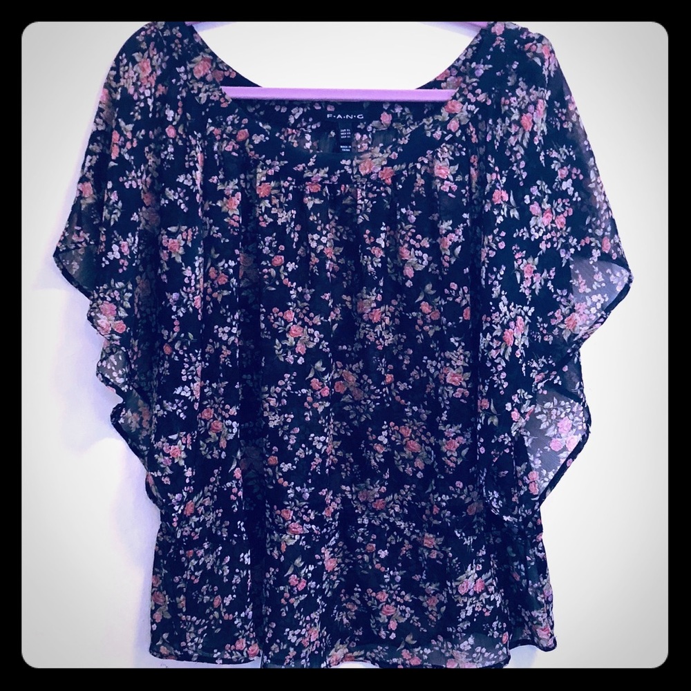 Fang Women’s Xl Black Floral Cap Sleeve Blouse